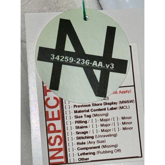 Abercrombie & Fitch White Linen Pull On Casual Bermuda Cargo Shorts Women Size L - Picture 7 of 7